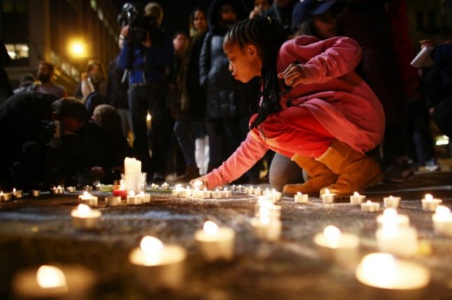 theage_photo's tweet image. #Brussels attacks: tributes for victims bit.ly/1Rfq99w