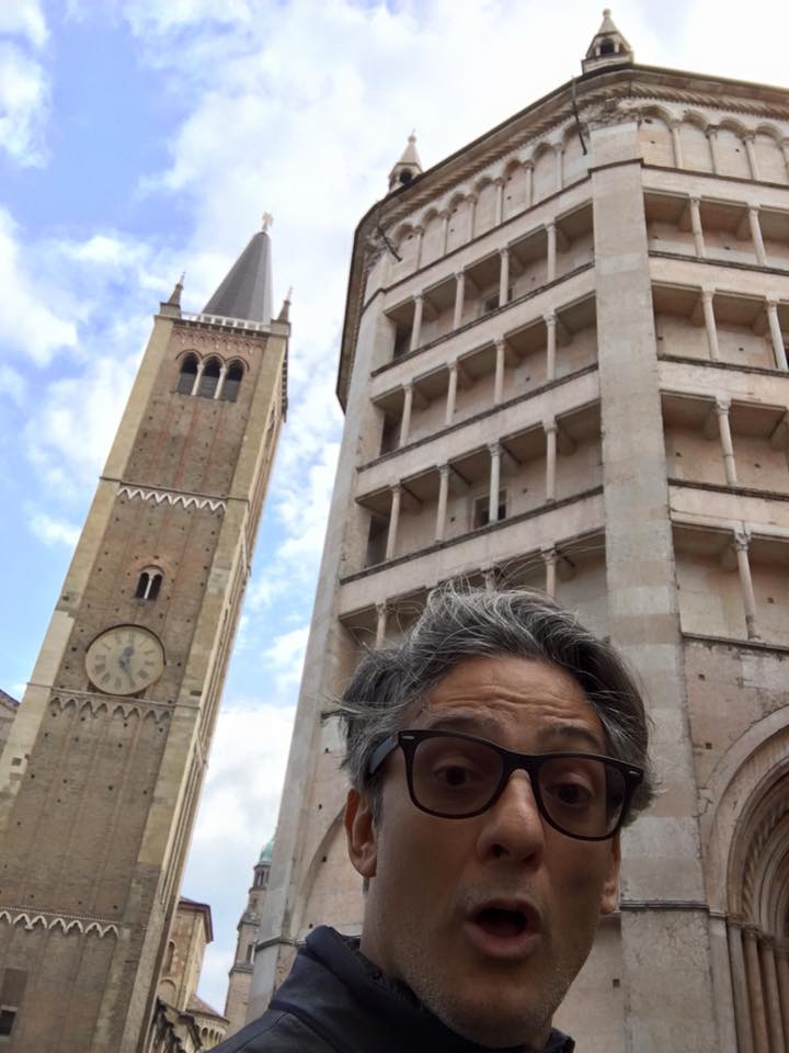 parmawelcomeoff's tweet photo. Il reportage a #Parma del turista @Fiorello dalla Sicilia! https://t.co/x6YsjsiDnK https://t.co/P46Gdl0D79