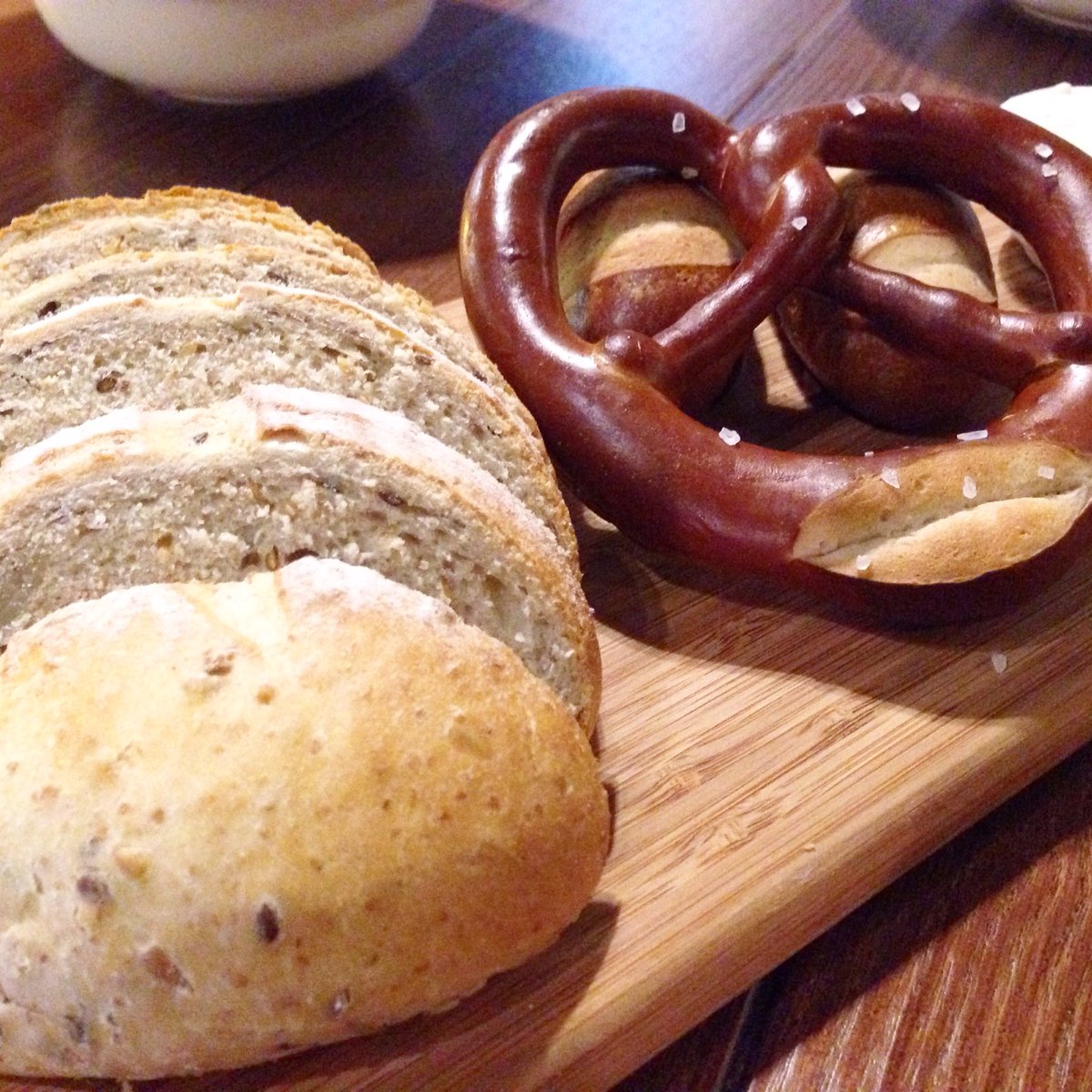 GustobeatsHK's tweet image. Wet day in #HongKong 
wanting the warm #germanbread