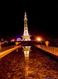 Fazee4u's tweet photo. #23marchday
#resoluationday
#longlivepakistan
#peacepakistan
#pakistanzindabad
#pakistanhamaripehchan
#fazee4u https://t.co/1uSEwEvBV2