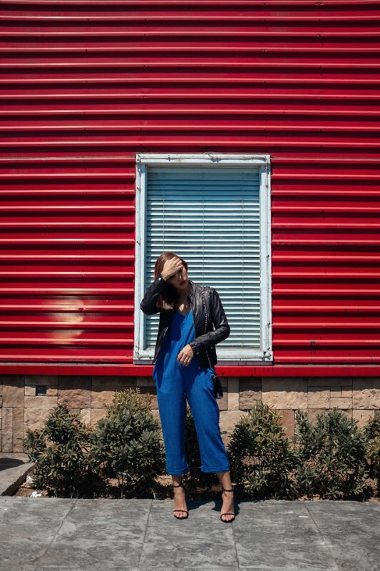 Forever21ph's tweet photo. #BlueJeanBabe @lissakahayon spring ready with denim! Shop P2,500 at any Forever 21 PH store and get free 2 Camis โค๏ธ https://t.co/5fbwxWZKJj