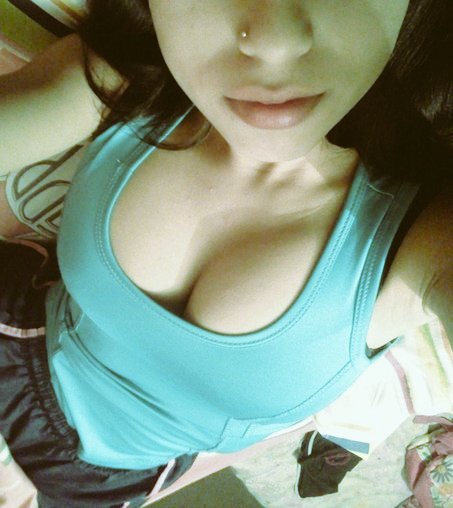 KDeliciosa's tweet photo. Hola hay alguien ahí? 💕

#SIGUEMEYTESIGO #MiercolesDeGanarSeguidores https://t.co/OSA4wTHTIk