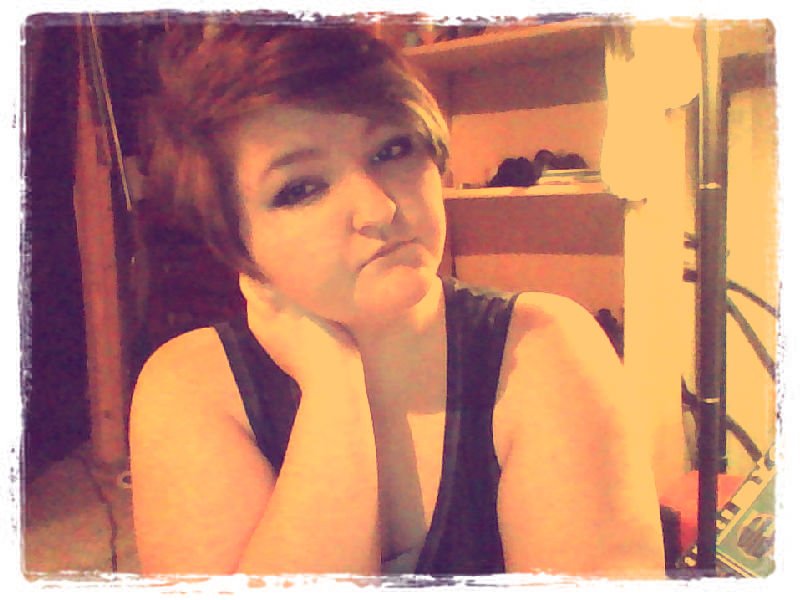 kitty_boo0o's tweet photo. Just took this Hazy Days pic on Webcam Toy #webcamtoy https://t.co/1B6cI7u3yG