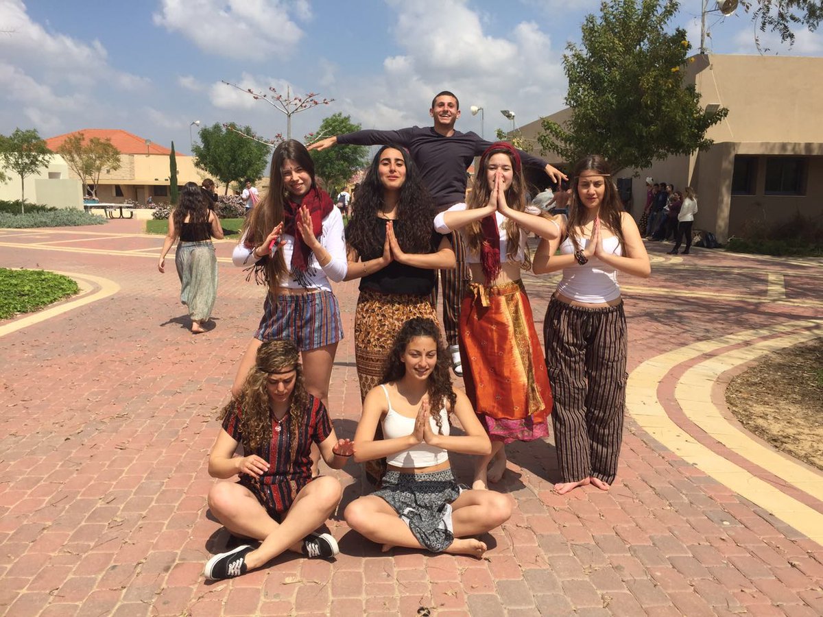 naamayoffe tweet media