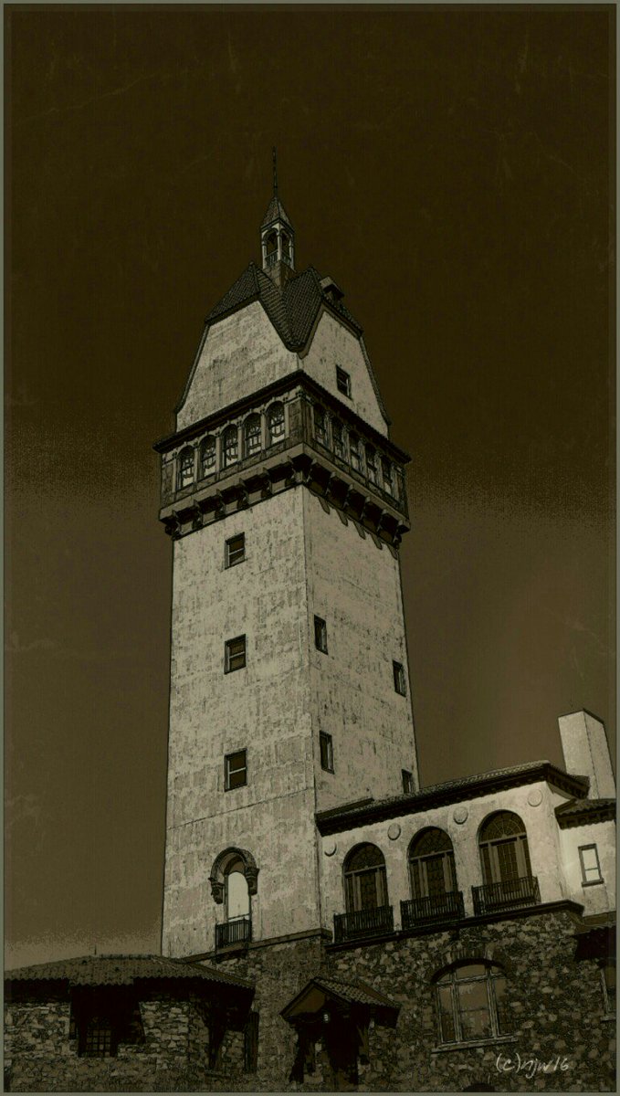 wylde60's tweet photo. Hublein Tower Simsbury CT  #nature #photograph #PicsArt
 https://t.co/ye2jvOlBIS https://t.co/IhvsLnIxfG