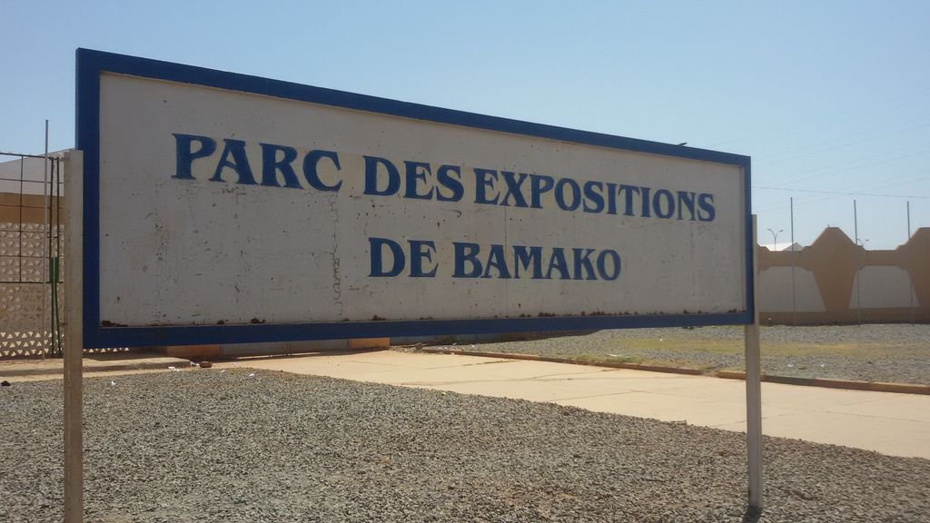 Apcammali's tweet photo. Cérémonies d'ouverture du SIAGRI le 24/3/2016 à 9h au Parc des expositions de Bamako. https://t.co/FawNNHVgVS