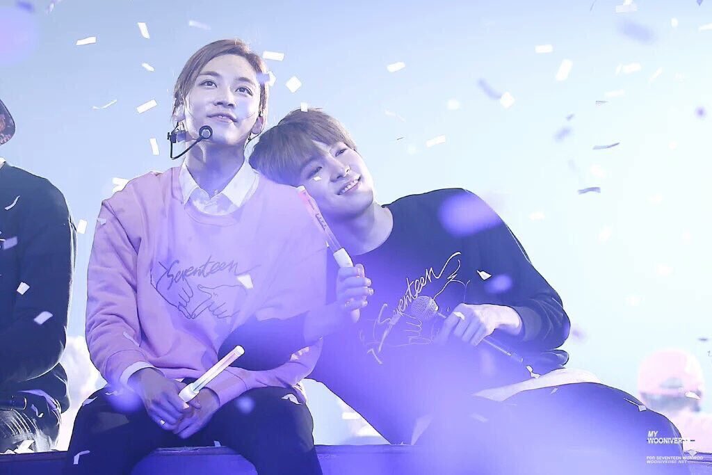 wonwoo19951011's tweet image. ふふこない😍
#1RTで 誕生日
#2RTで身長
#3RTで部活
#4RTで字晒す
#5RTで本名の一部 
#6RTで血液型
#7RTでロック画
#8RTで住んでる地方
#9RTでプリクラ晒す 
#10RTで明日1日本人アイコン