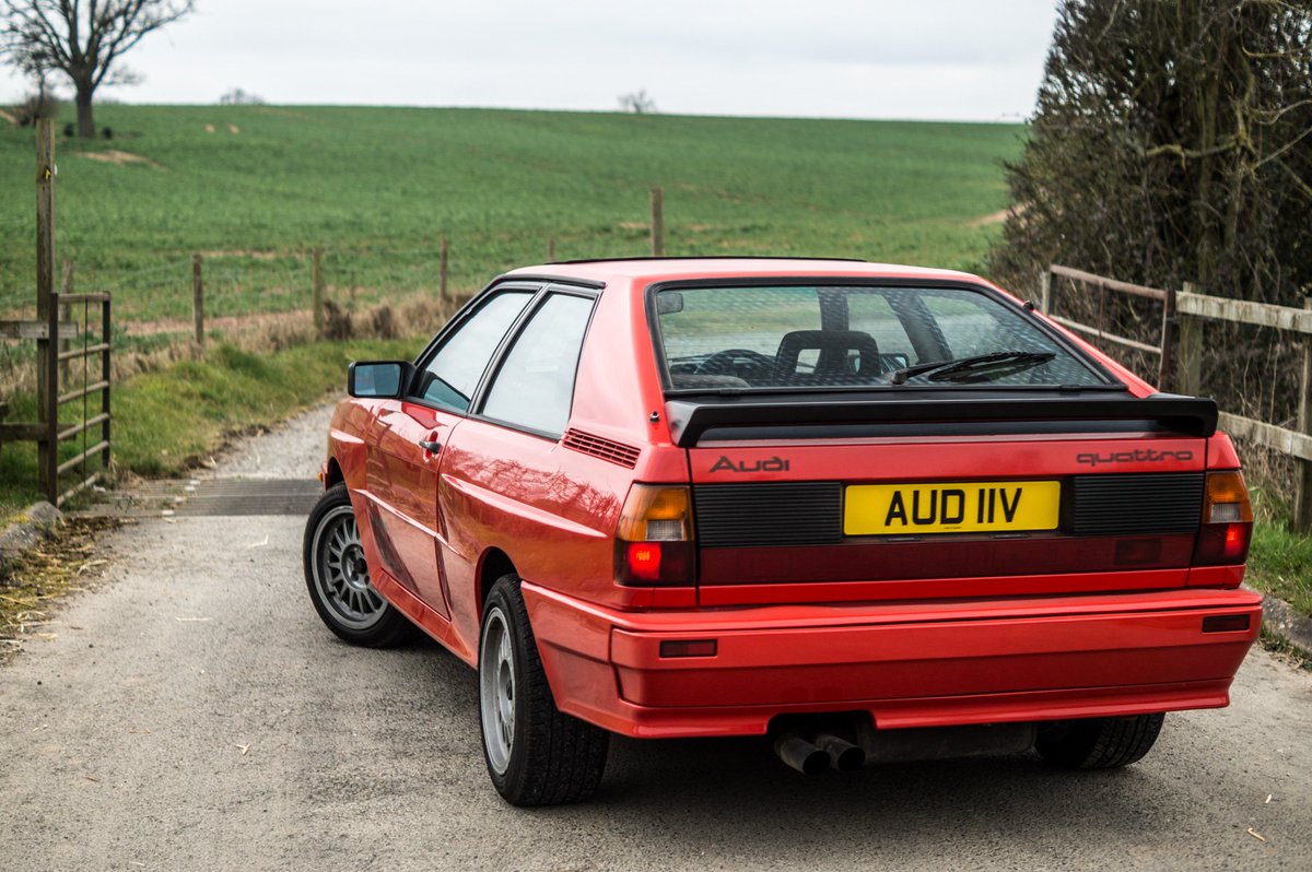 car_witter's tweet photo. Some tarty shots of our two favourite cars from yesterdays #GreatRoadTrip @ClassicCarsHire https://t.co/NUDTRnOw5j