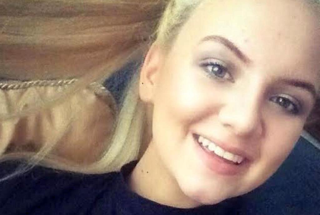 IrishSunOnline's tweet photo. Pals of teen Jodie Lee Daniels appeal to @justinbieber to record funeral message #jbforjodie
https://t.co/WLZTMUV7R7 https://t.co/gDhv8Ssf9h