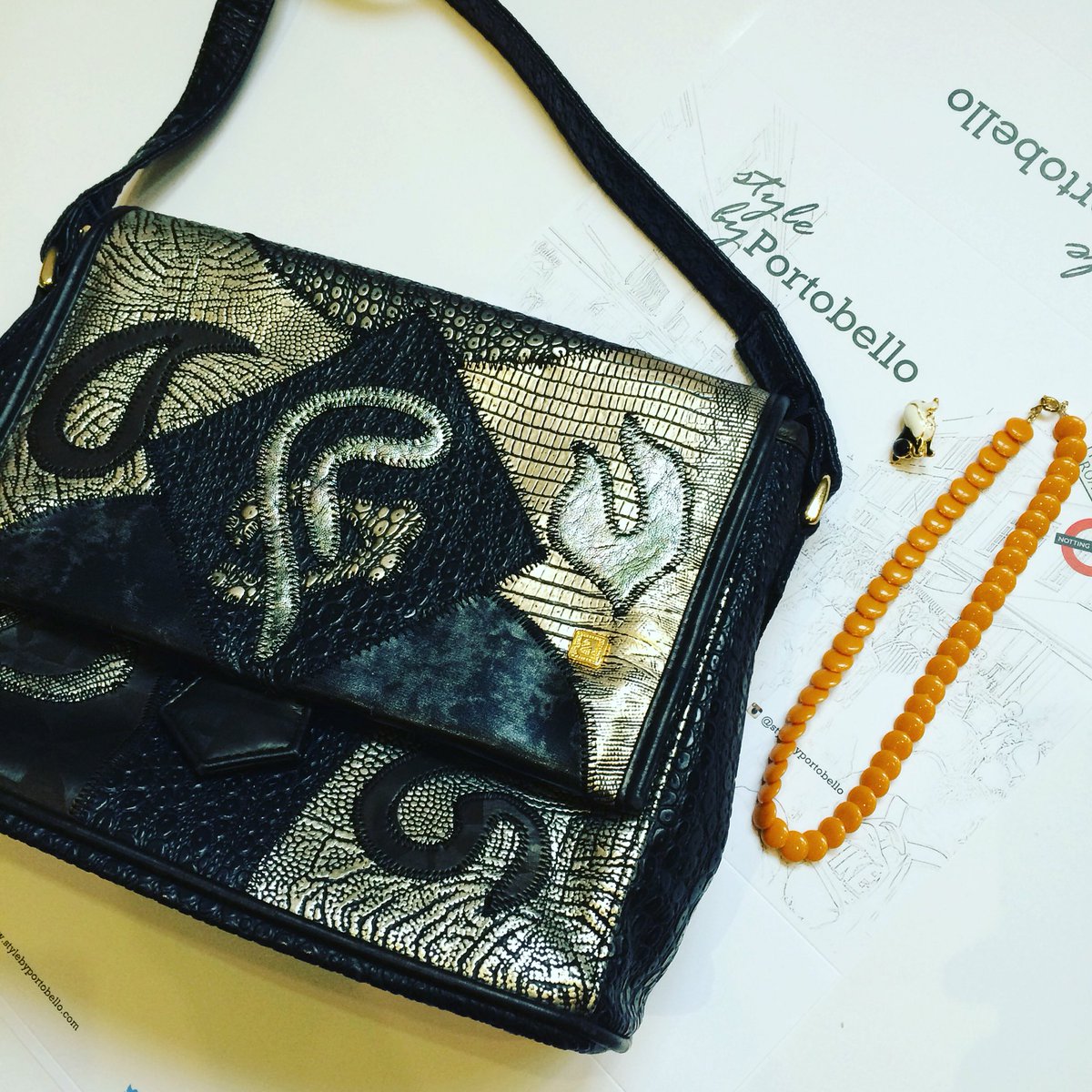 stylebybello's tweet photo. Recent #BelloBox. #vintage #accessories #bag #styleinspo #style #fashion #fblogger #vintagefinds #subscriptionbox https://t.co/HsXM72OGGC