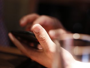edutopia's tweet photo. How to make low-budget, high-quality videos for the #flippedclass: https://t.co/C2I0DGesmr. https://t.co/WMbhDE8YiK