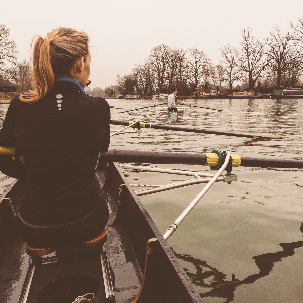 DrAKomsany's tweet photo. The only time getting up for 6:30am is worth it #rowing #bowside https://t.co/kgDiVvQ4Ah