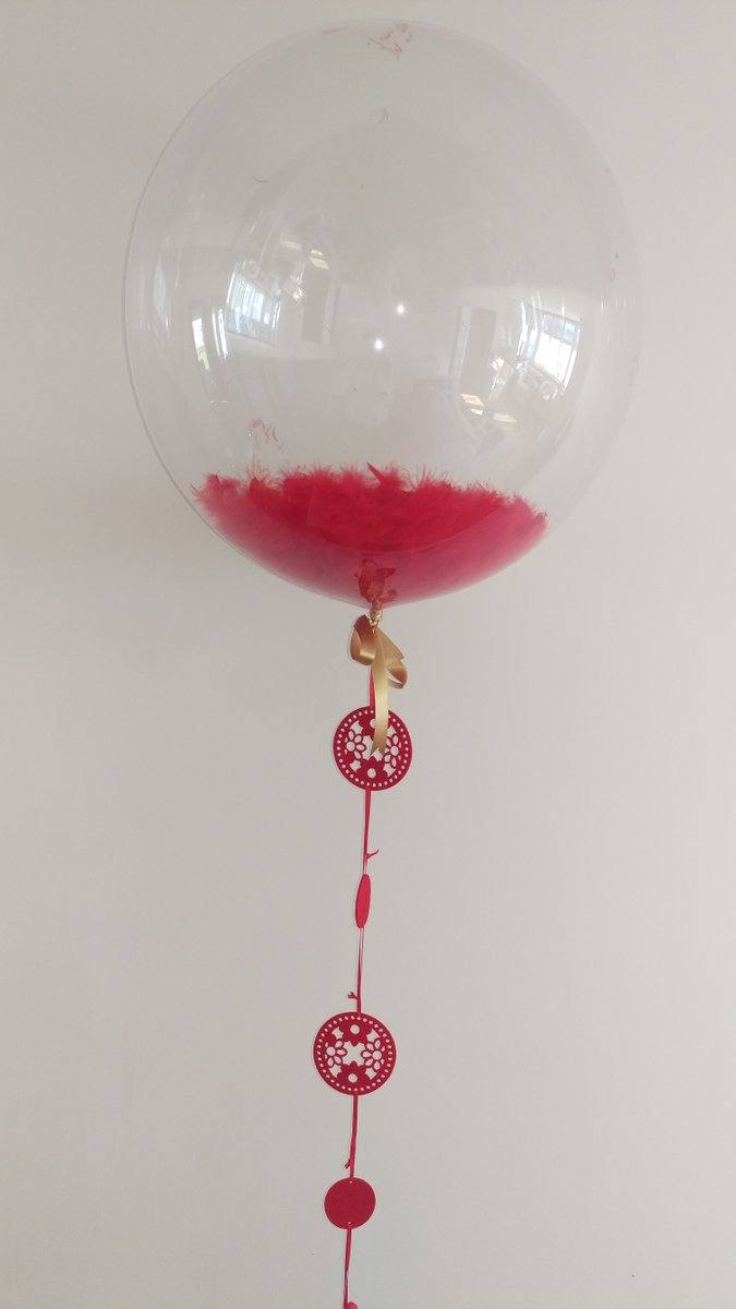 GrapefruitB's tweet photo. #balloon #featherballoon  Red is energizing. It excites the emotions and motivates us to take action https://t.co/UlgonnId5f