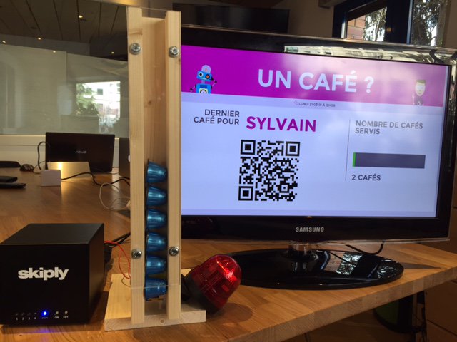 Webmecanik_FR's tweet photo. Flashez ce #QRcode et prenez 1 #café !
#MarketingAutomation & #IOT la solution digitale #web2store et #Store2web ! https://t.co/6lu6ifWvo8