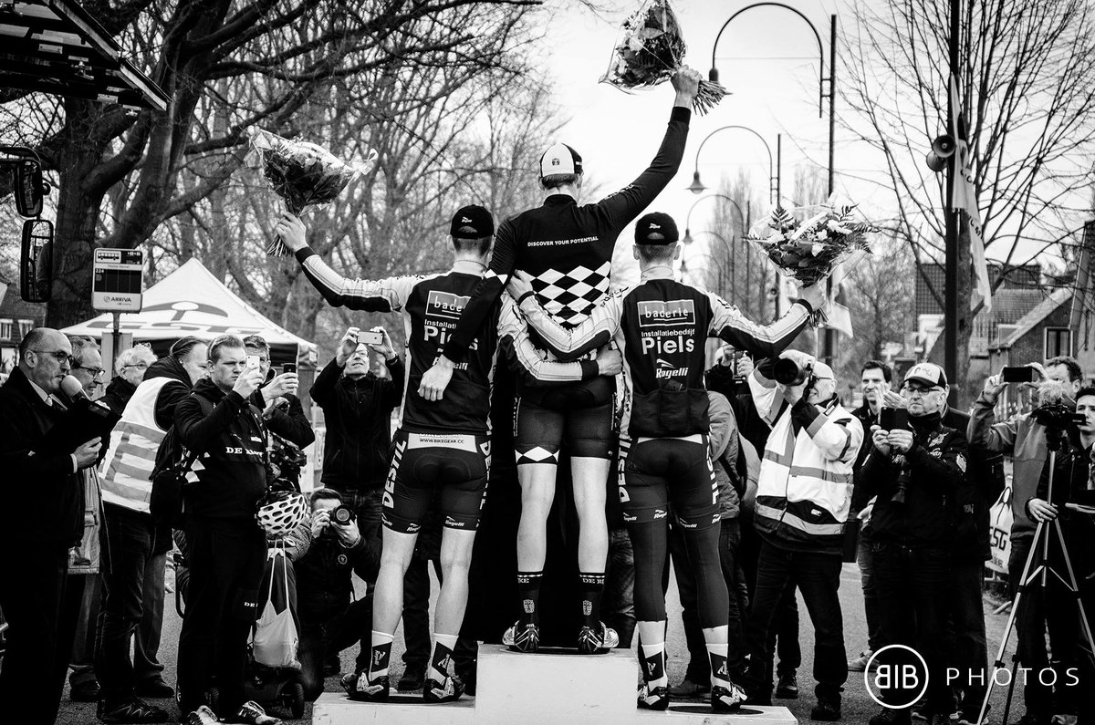 #houtselinies vanuit een ander perspectief. Door de ogen en lens van <a href="/Brianvanrhee/">Briann.</a>