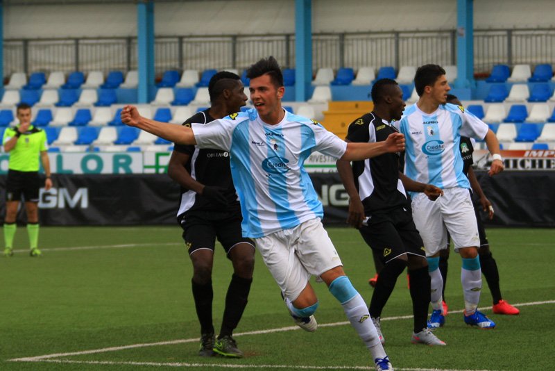 V_Entella's tweet photo. #PRIMAVERA: alle ore 15 al Comunale ottavi di finale della #ViareggioCup, #EntellaDeportivoCamioneros https://t.co/vMwlzkw3FQ