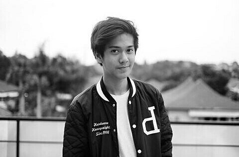 ApaniHuawei's tweet image. 