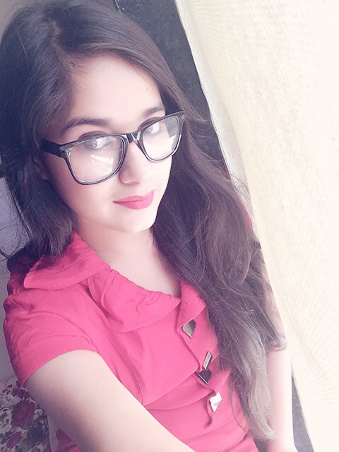 jannat_zubair29's tweet photo. Self confidence is the best outfit.        ROCK IT &amp; OWN IT!! https://t.co/nxStWl6nXC