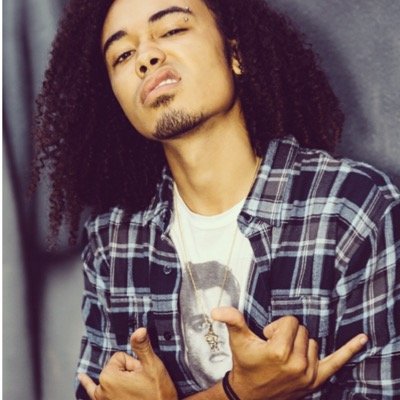 megan_holtzclaw's tweet photo. My favorite person<3 #TeamTion @itstionphipps https://t.co/iHo0417iQR