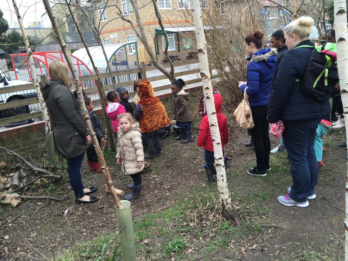 KBHeadteacher's tweet photo. .@KenderSchool @Kender_NurJ on a Jungle Hunt for their Wow Event! https://t.co/5tX5pAVMc1