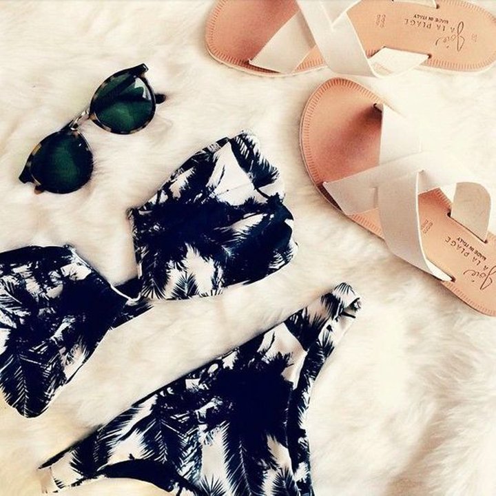 CiaoCocktail's tweet photo. Bikini? Check. Sunnies? Check. CIAO? Check! Cheers! #cocktail #inspo https://t.co/xgoMJQ72tX