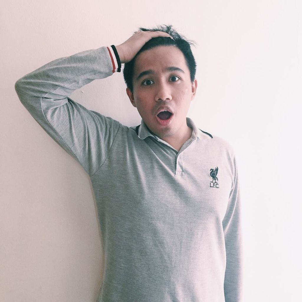 InstaArtis's tweet photo. #Joshua: Poloshirt lengan panjang dikasih sama @jhonforreds hihi.. https://t.co/fXXeyhl4g8