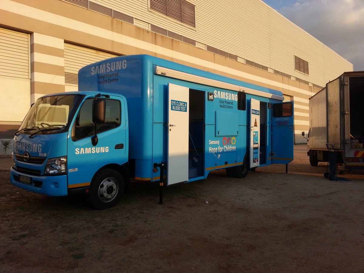 LTE_Medical's tweet photo. LTE Mobile clinics are customs built and fully self-sustainable. Visit https://t.co/lE0EEvJ06C for more info https://t.co/5q3Czqq16l