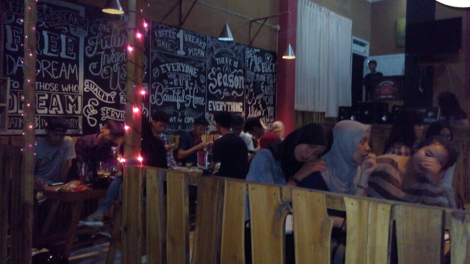 coffeebreaks_gp's tweet photo. I'm at COFFEE BREAKS GP in Cianjur https://t.co/aMXXrNJsgL https://t.co/UKRNpFiUJF
