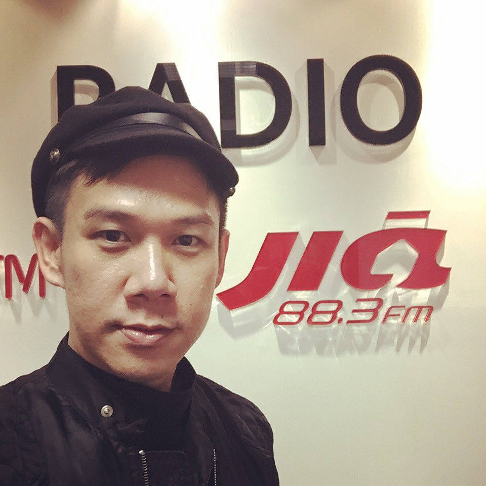 My last radio interview for MAC Cosmetics. Sharing SS'16 makeup trends. #radiointerview #MACcosmetics #last