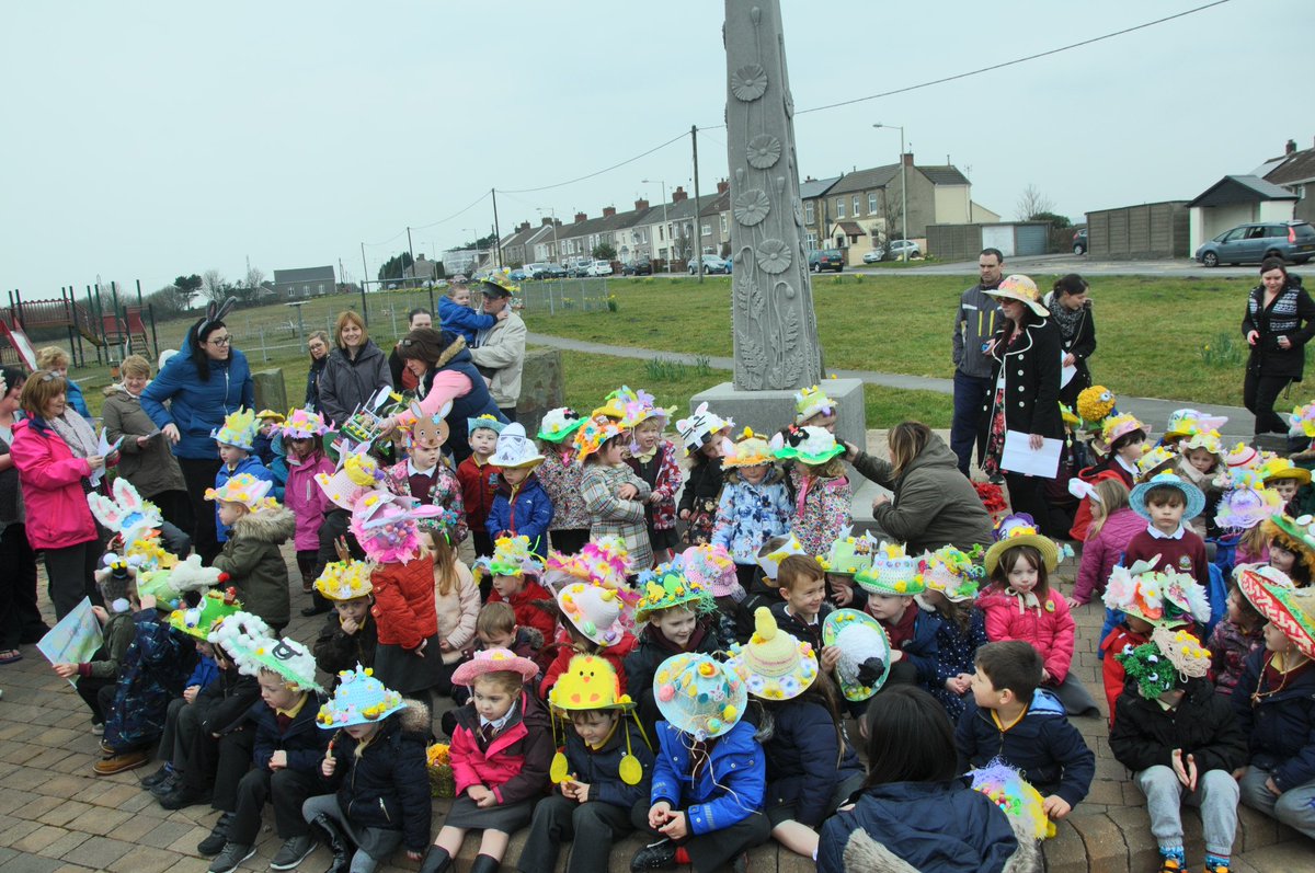 alter_al's tweet image. Wonderful @cefncribwrps Easter Parade this morning, all the children looked great!