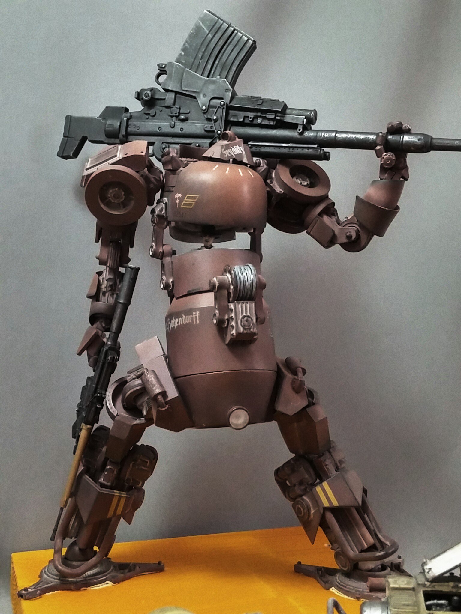 توییتر Mars 1941 プラキット 号人型重機21年秋発売 در توییتر 号人型重機 1941年製 号人型重機 1940年製 確かに時代遅れですね ロボットが時代遅れとか言われてるからカッコいいロボット晒そうぜ T Co Hmuhhad3sd
