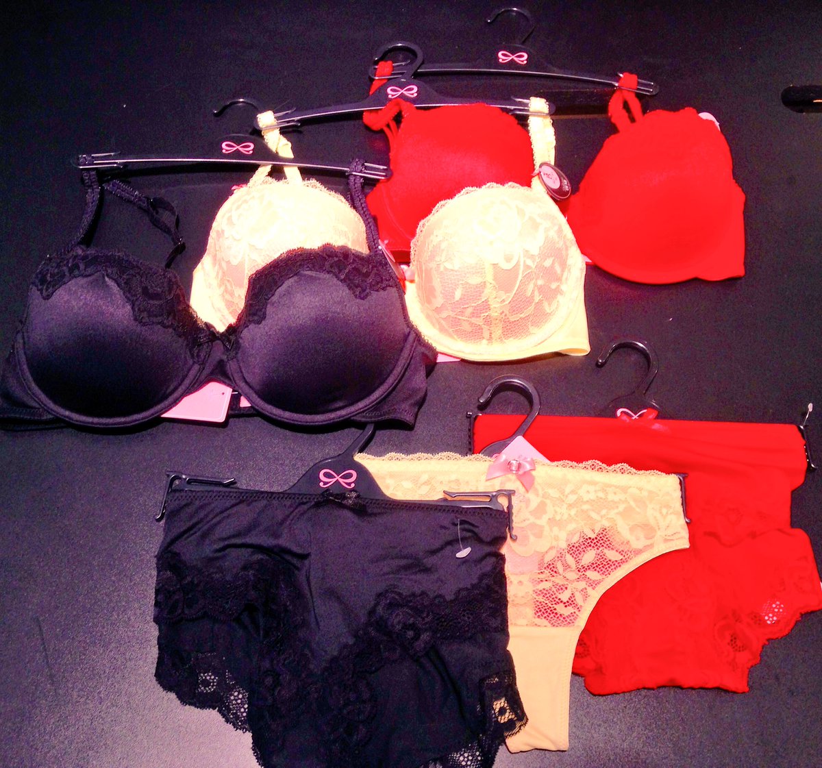 #hunkemoller #peace #prayforbrussles