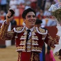 Hoy cumple 24 años el novillero <a href="/BorjaAlvarez23/">Borja Alvarez</a> nacido en Alicante Felicidades torero <a href="/portaltaurino/">Portal Taurino</a>