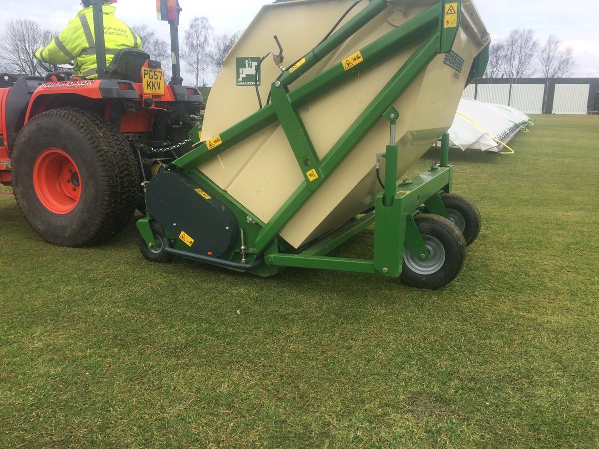 RPDRural's tweet photo. @Enfieldcc @SalesburyCC @brinscallcc @FyldeCricket @CartmelCricket #scarifying #outfields @HortechLimited https://t.co/RsjkLosjw0