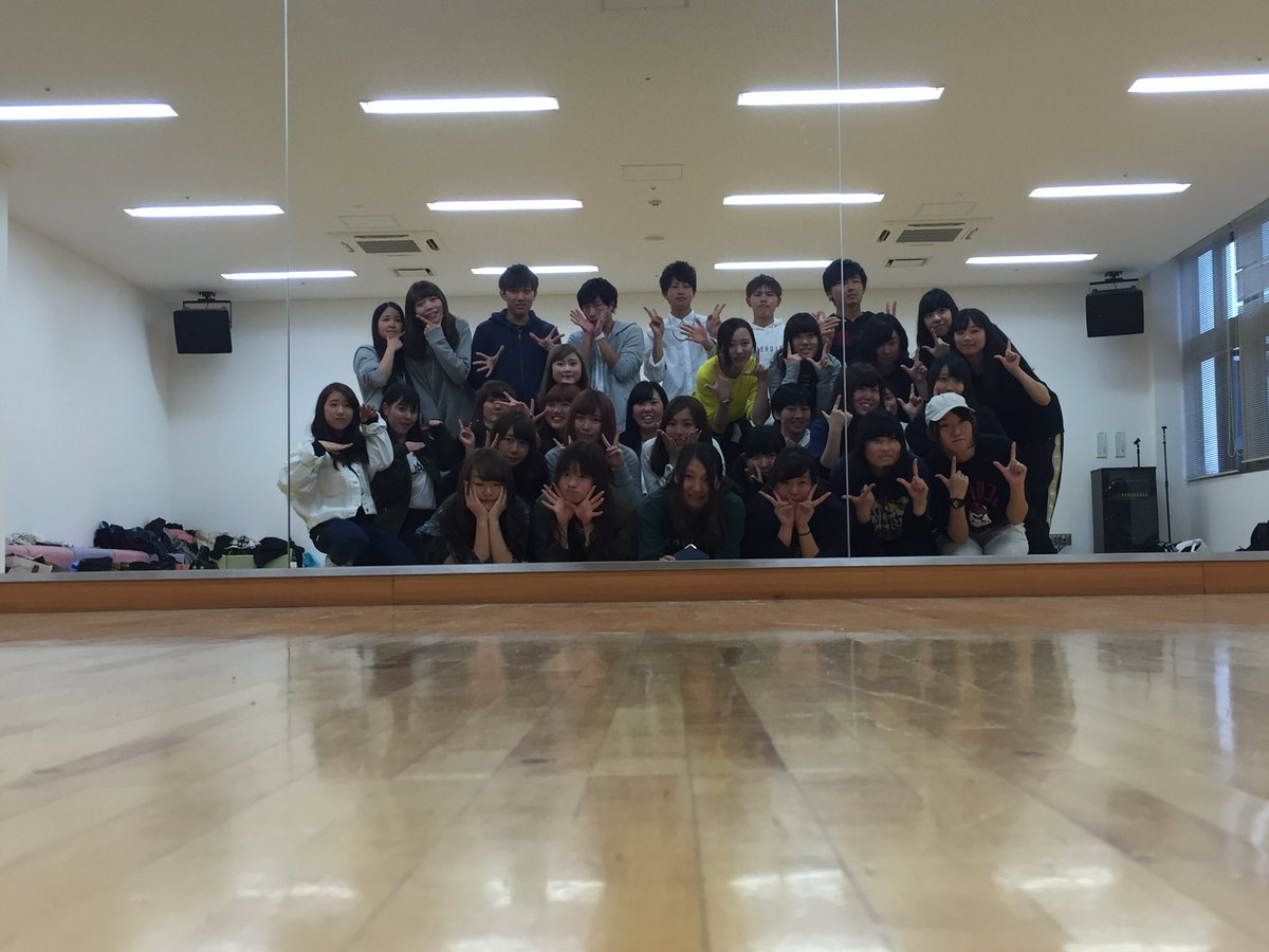2012schoolies's tweet photo. 今日は全体リハでした😝
schooliesまであと6日なので
各チーム ラストスパート頑張ります💪🏻 https://t.co/fwYC6AvmV9