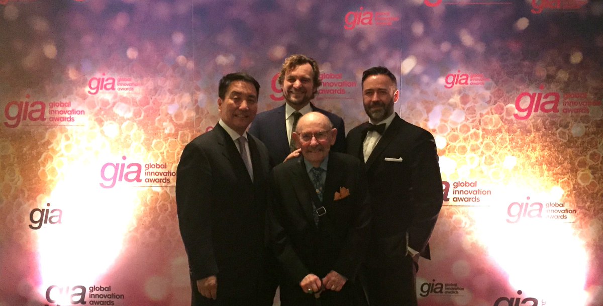 GruschwitzGmbH's tweet photo. .@WGruschwitz war erneut in der Jury des #GIA2016 in #Chicago. Alles zum Event gibt es hier https://t.co/EkNz0a2MEe https://t.co/lrp5dezs3T