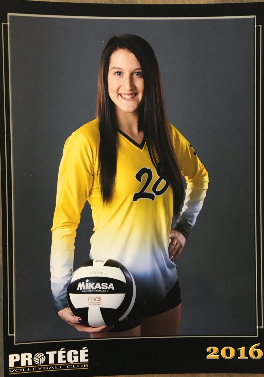 ashlyn_stoddard's tweet photo. Just got my #ClubVolleyball pics in for this season! #28 #Protege #Volleyball #volley #MiddleBlock #AshlynStoddard https://t.co/Zg4Ijhg4It