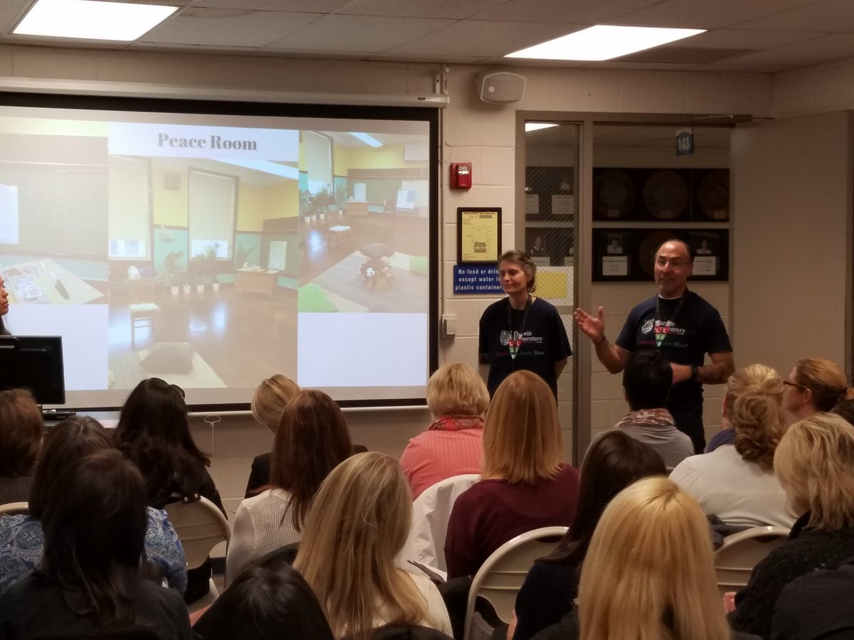 MrPostlethwait's tweet photo. Leadership happens at Darwin
#STANDMI #TLIM https://t.co/RqkS4h0zok
