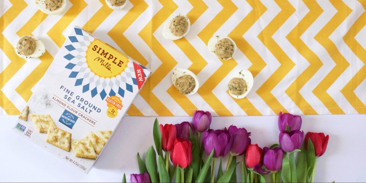 SimpleMills's tweet photo. Deviled Eggs stuffed w/ @hopehummus’ Spicy Avocado Hummus is a necessary #EasterAppetizer. https://t.co/8KKr04RoKq
