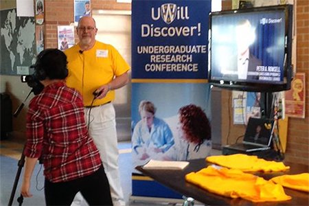UWindsor's tweet photo. Daily News |  Registration now open for UWill Discover 2016 https://t.co/1HC0pioE4A | https://t.co/0gx5u0PamF https://t.co/hw4tMeHEeA