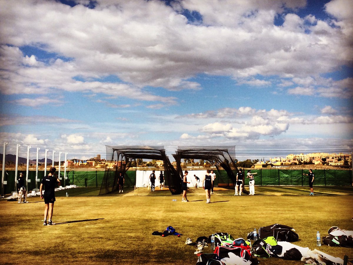 DurhamUniCC's tweet photo. Another superb training session @DesertSpringsES #crackingflags https://t.co/9R7UAH6HOw