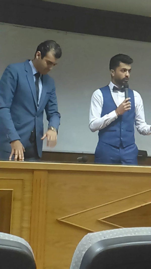 Elfan_Elarabi's tweet photo. #محمد_عباس و #نسيم_رايسي و #سامر_ابوطالب
بحفل ACU
#MohammedAbbas #NassimRaissi https://t.co/qjh4rhhP7E