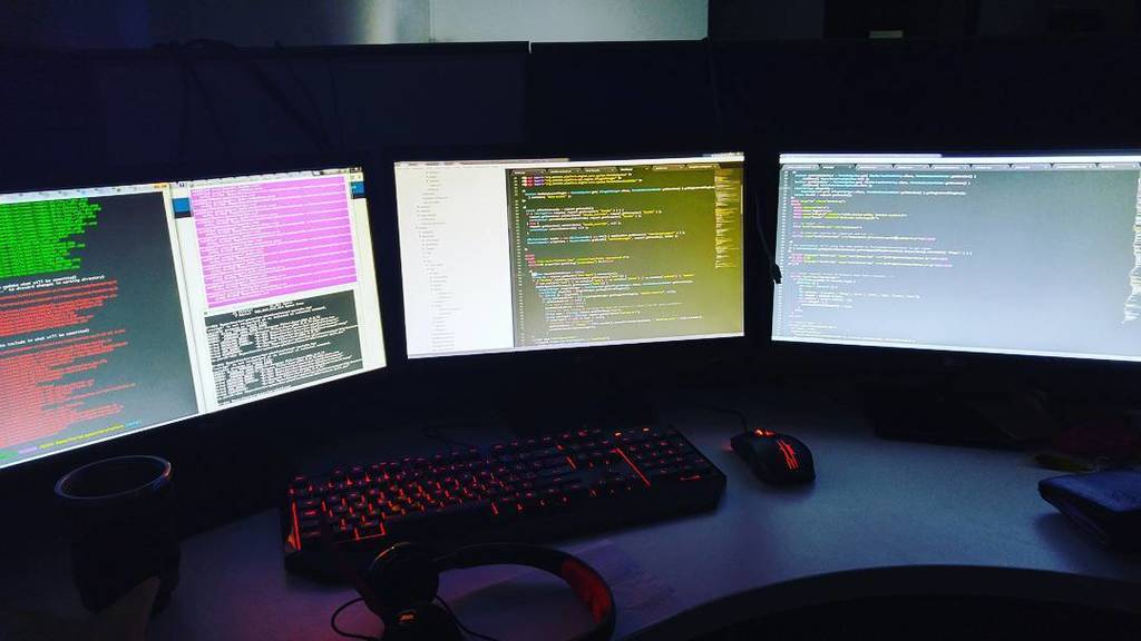 think_numbers's tweet image. "The best way to predict the future is to invent it." - Alan Kay
#codepamore #workhard #dreambig #bigdata #forgods…
