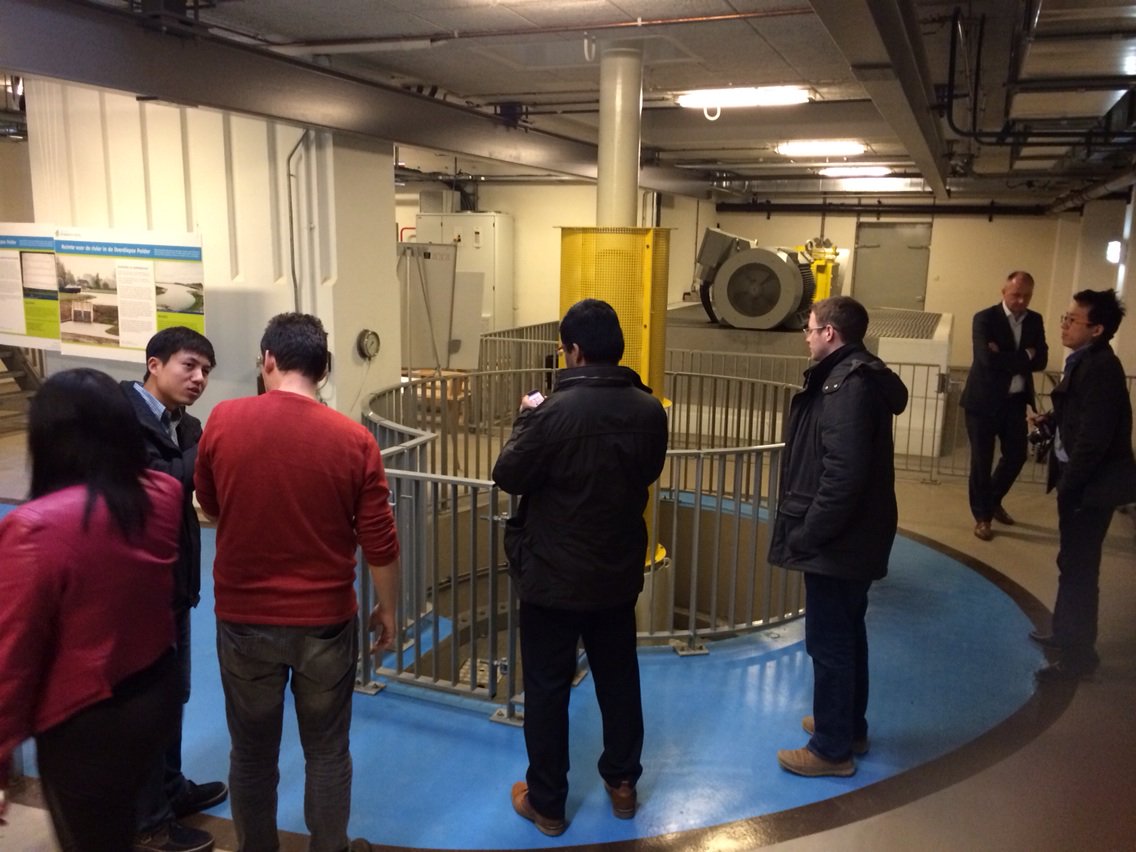 phajm's tweet image. With applications of telecontrol at The pumpingstation Keizersveer at Oude Maas.