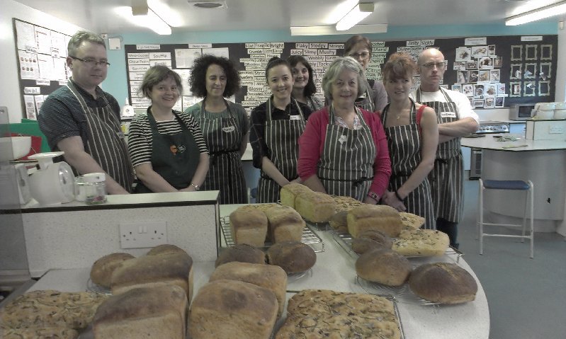 CrackingFood's tweet image. A new cohort of #breadmakers have been launched! Join us #Mcr. bit.ly/1uf4vCr @RealBread @UnicornGrocery
