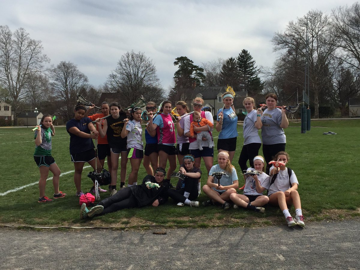 DragonFireNews's tweet image. Girls Lax -Getting ready for a great season!