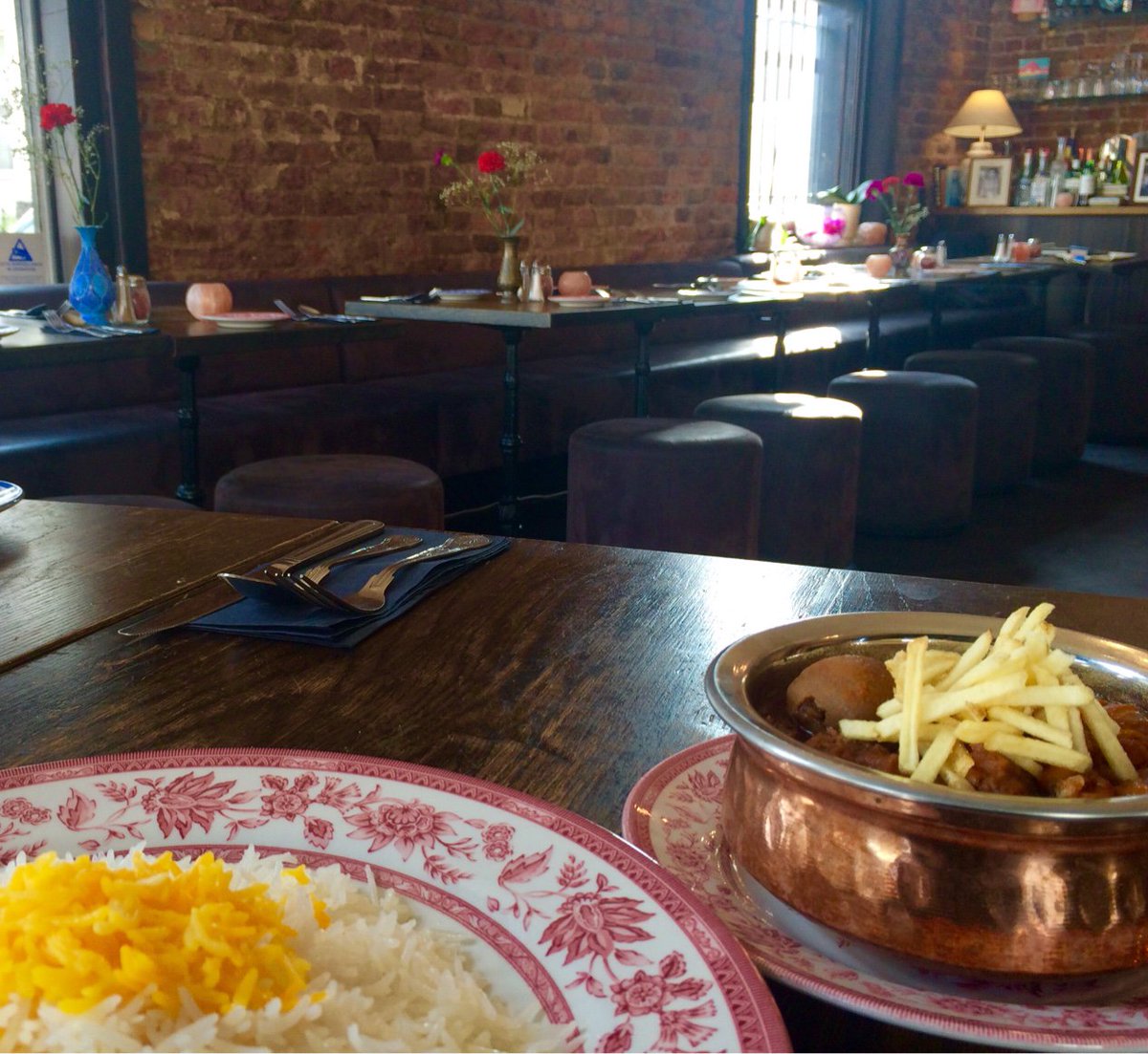 AnarPersian's tweet photo. .#Persianrestaurant #gheimeh #lovefood #Persianfood #london https://t.co/TKb18KALae