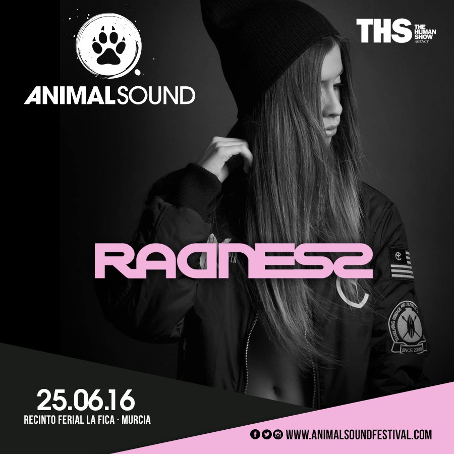 AnimalSoundFest's tweet photo. En sus sesiones destaca la versatilidad y la conexión con el público. @RADNESSMusic a #AnimalSound2016 https://t.co/Jx45kzaOoy