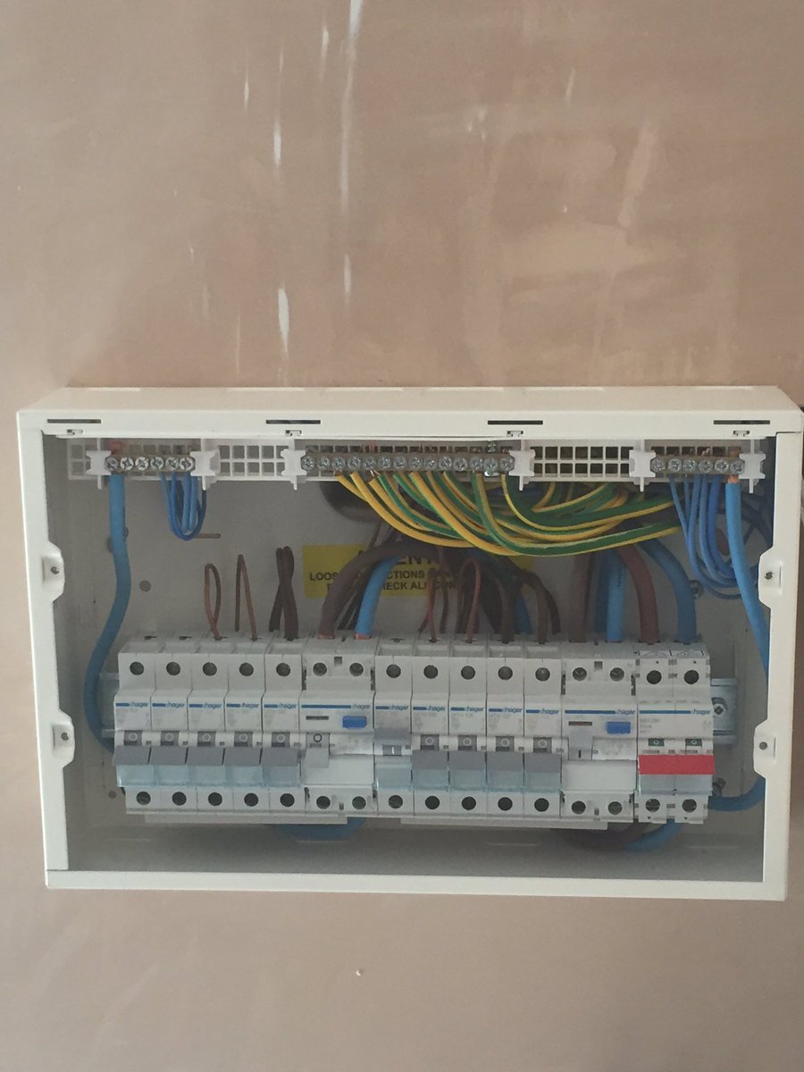 MSEElectrical's tweet photo. @hageruk #HagerGang The apprentices first consumer unit https://t.co/nZXK3tH5a0