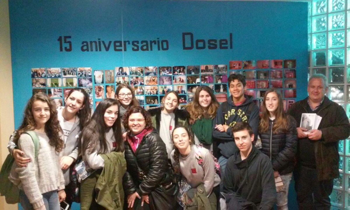 Jesusanedrin's tweet photo. Visita del  @ColeMAuxTorrent de Torrent al dosel. Gracias! https://t.co/oNdL82jMyA